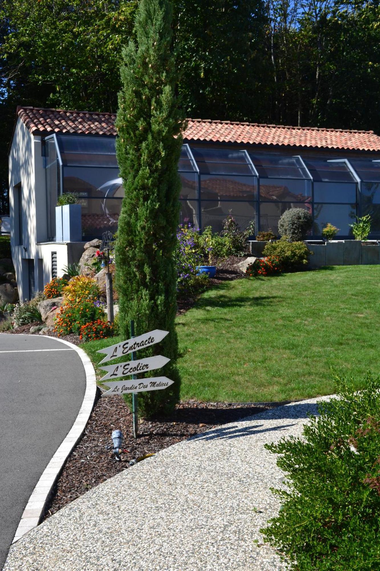 Gites De La Bibudiere Le Boupere Exterior photo